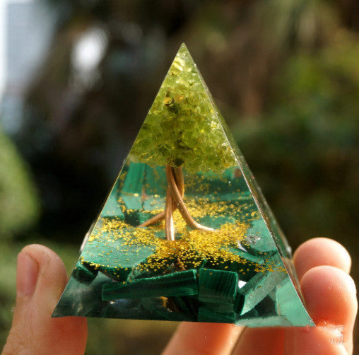 Pyramid Natural Crystal Gravitational Energy Tower. Attract Positive Energy and Combat Negative Energy Heal Abundance Creativity Protection